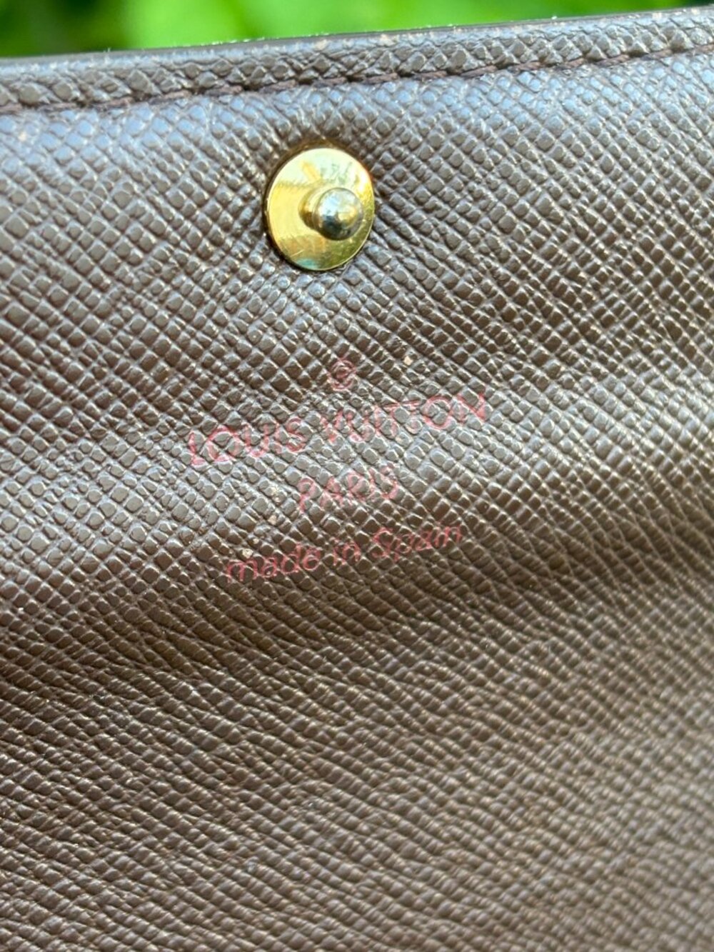 Authentic Louis Vuitton Damier long bifold wallet - Picture 4 of 12